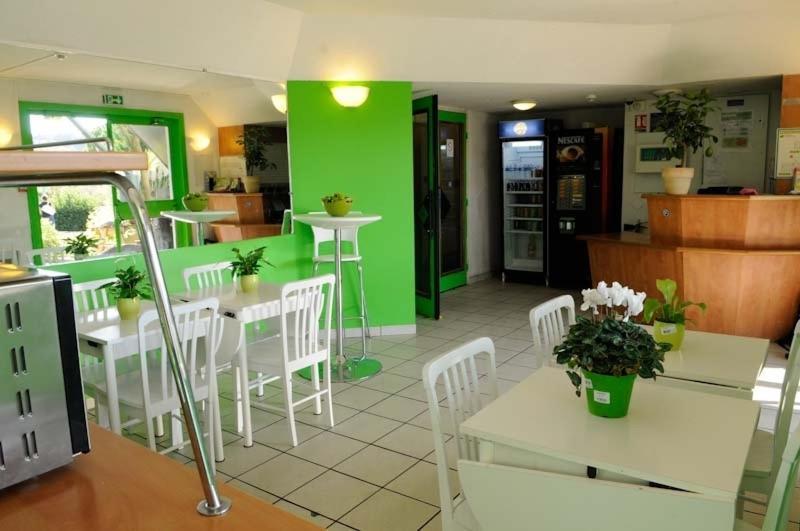 Lemon Hotel - Mery Sur Oise/Cergy Bagian luar foto
