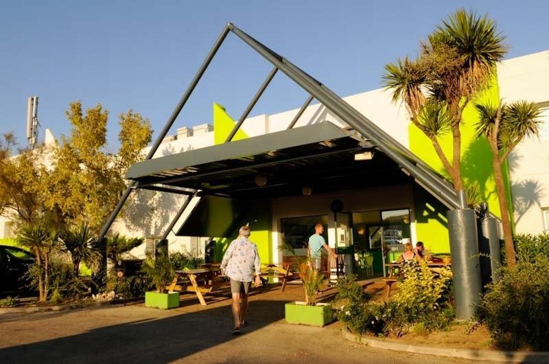 Lemon Hotel - Mery Sur Oise/Cergy Bagian luar foto