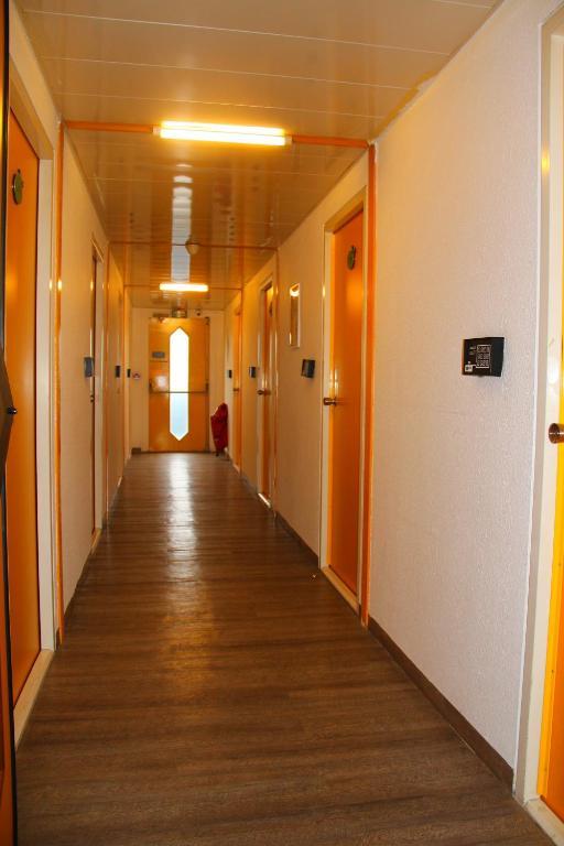 Lemon Hotel - Mery Sur Oise/Cergy Bagian luar foto